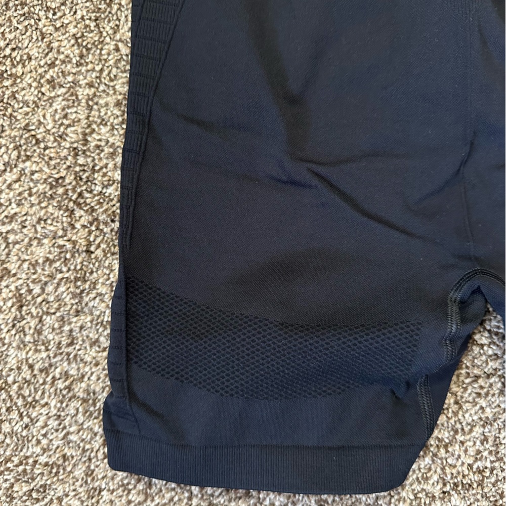 Gymshark shorts - Picture 7 of 8